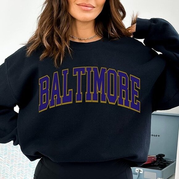 Baltimore Ravens Retro Football Crewneck Sweatshirt Team Cozy Game Day Gift 51 - Picture 1 of 5